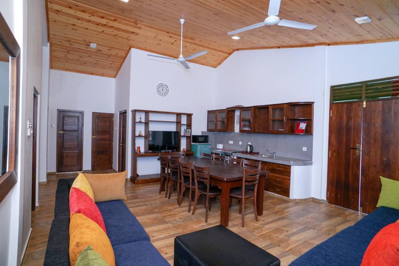 Surf Sea Breeze Apartments Mirissa Exterior photo