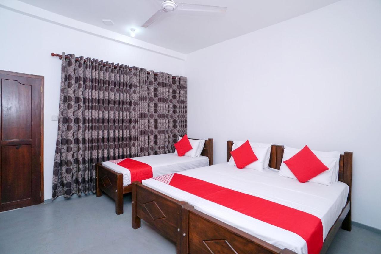 Surf Sea Breeze Apartments Mirissa Exterior photo
