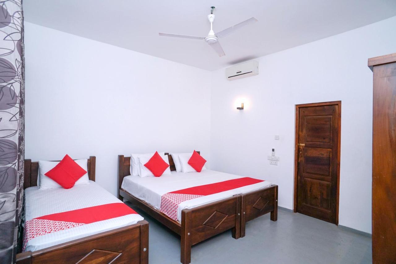 Surf Sea Breeze Apartments Mirissa Exterior photo